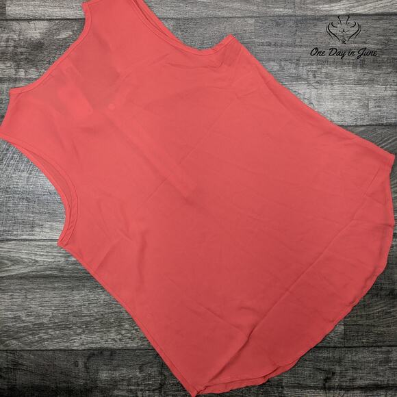 Camille & Co Sleeveless Zip Front Top Size M - Picture 5 of 5